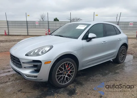 2015 Porsche Macan Turbo z USA, uszkodzony, nr VIN WP1AF2A53FLB96031